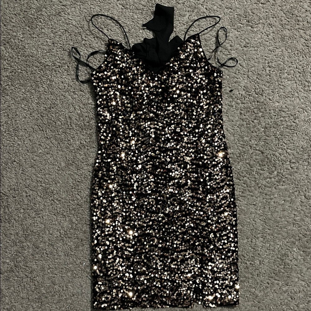 Francesca's Collections Black and Silver Sequin Mini Dress